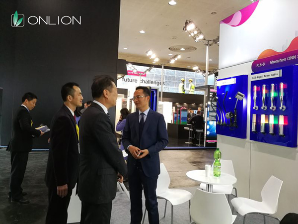 寶安區(qū)領(lǐng)導(dǎo)考場(chǎng)歐恩照明展位 寶安區(qū)領(lǐng)導(dǎo)考場(chǎng)歐恩照明展位