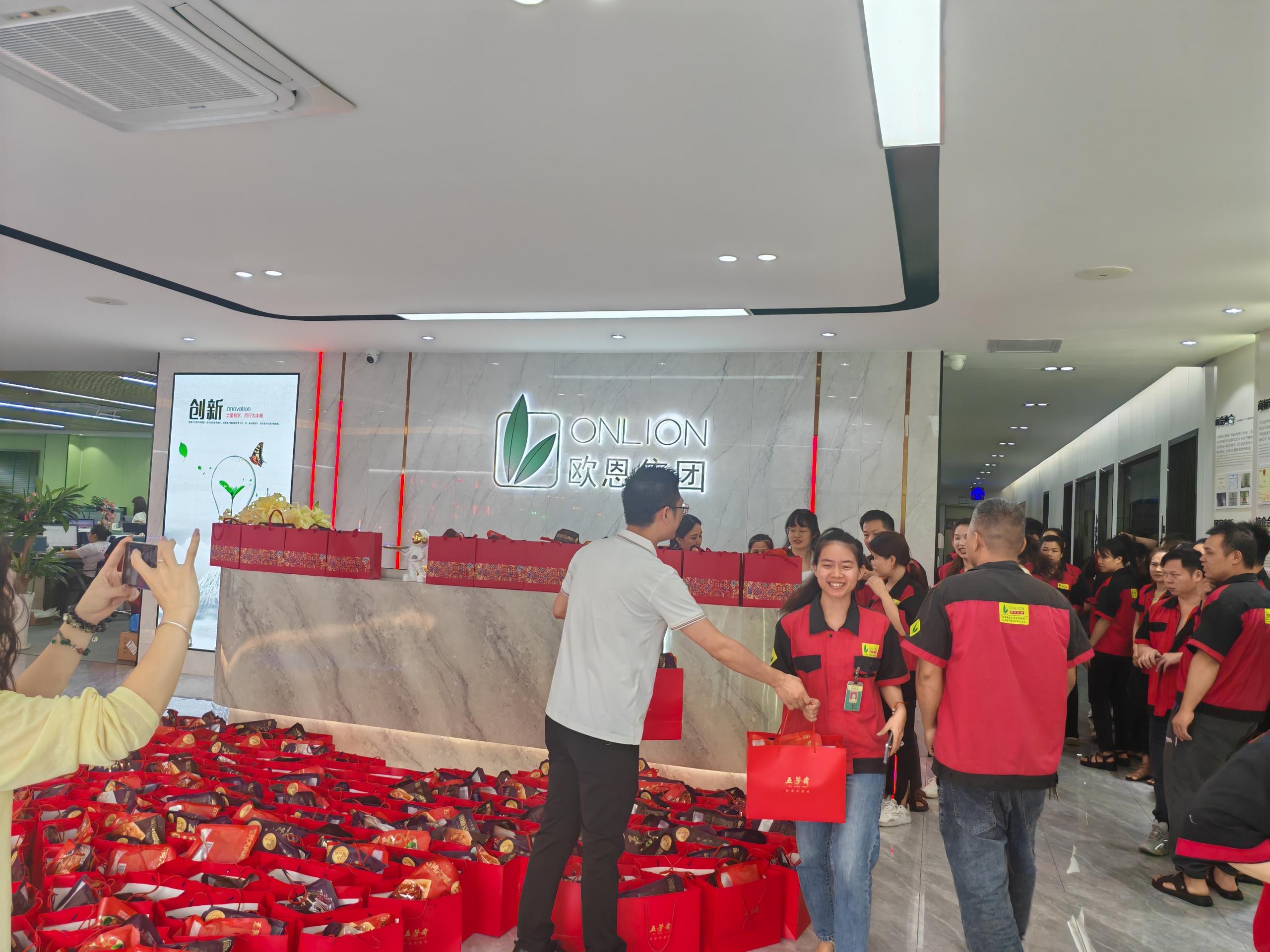 ade73a0802fd524478768f42eb91ad7e_origin(1).jpg ade73a0802fd524478768f42eb91ad7e_origin(1).jpg